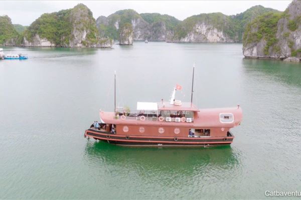 Tàu Đảo Ngọc Gia đình