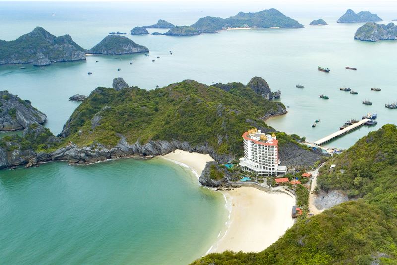  Tour Cát Bà 2 Ngày: Du thuyền trên vịnh – Chèo thuyền Kayak – Cắm Trại Bãi Biển