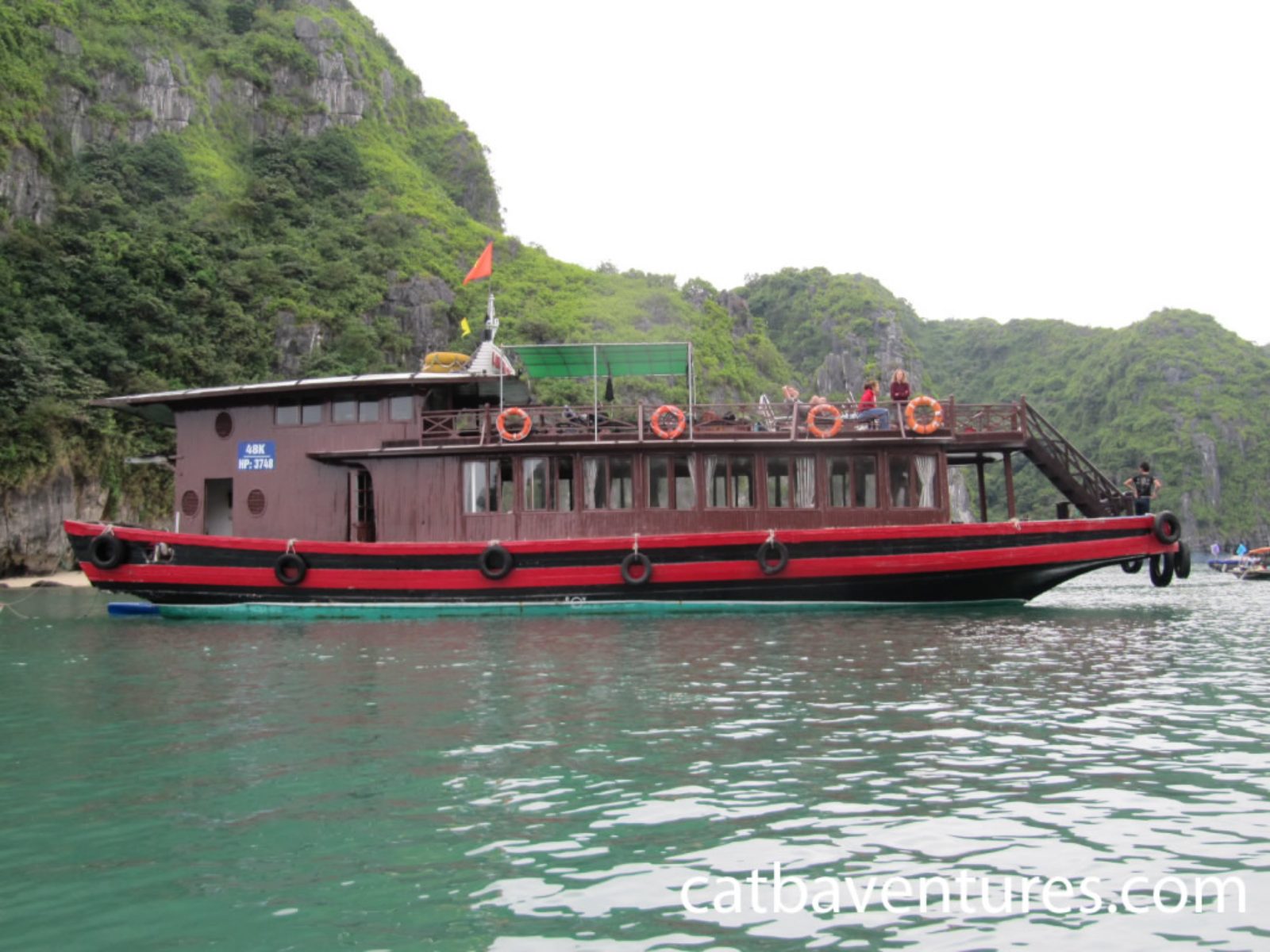 tau-du-lich-lan-ha-25-cat-ba-005